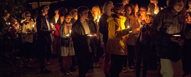 Starting the day: procession to the Silent House at midnight