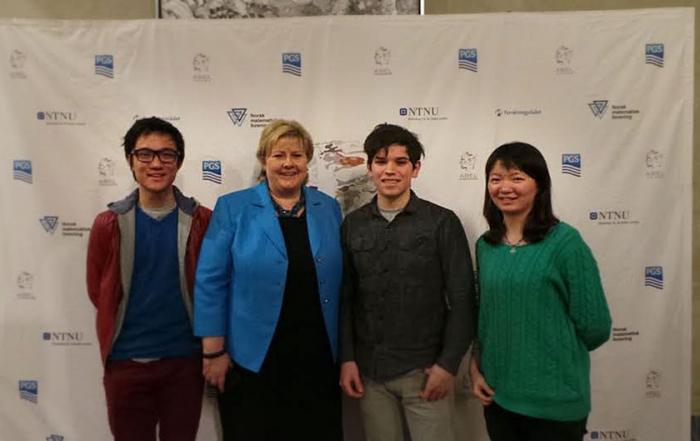 Yaojie, Erna Solberg, Ricardo and Gog Pei at the Prize Ceremony