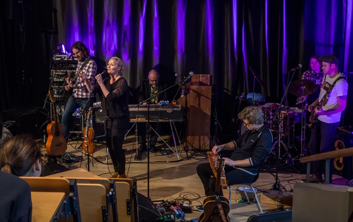 Sigrid Moldestad and her band in the College auditorium
