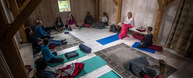 Mindfulness training in the Silent House
