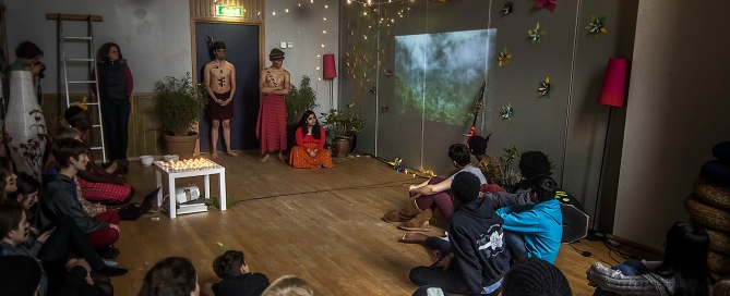 A workshop about life in the tropical rainforest